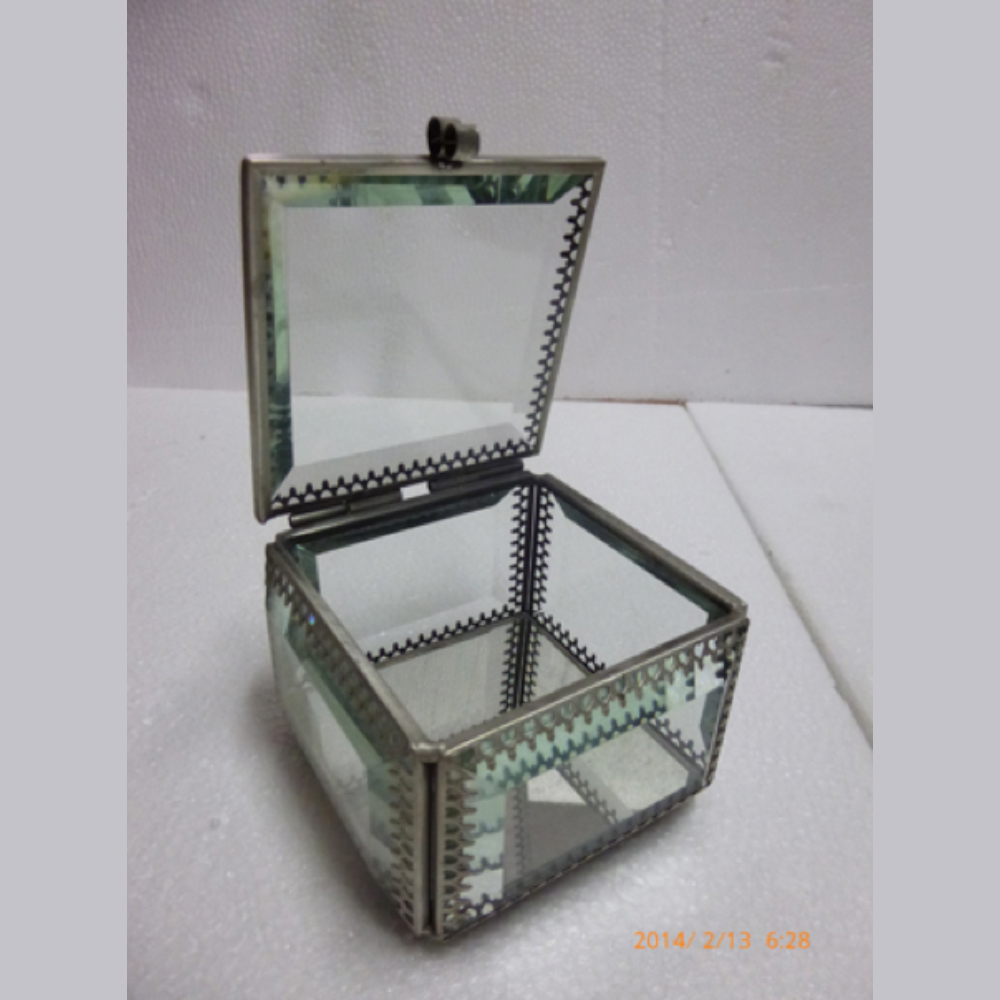 clear glass jewellery box with metal rim & lid in nickel